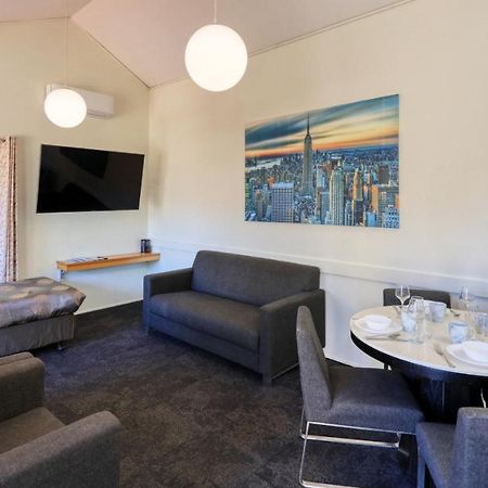 Executive Hideaway Aparthotel Benalla Eksteriør bilde